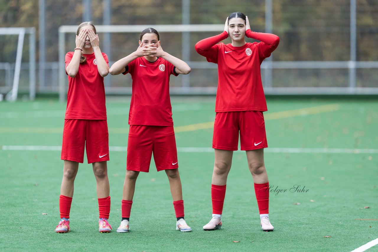 Bild 62 - wCJ VfL Pinneberg - Eimsbuettler TV : Ergebnis: 0:3